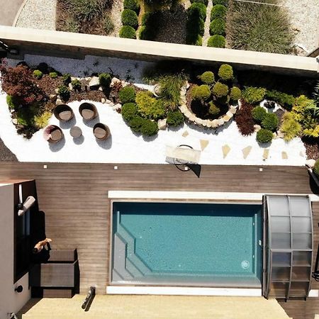 Апартаменты Tiny House With Private Pool Janosikova Экстерьер фото